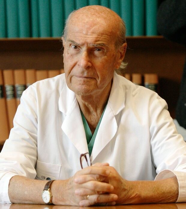 Medico Chirurgo plastico Antonio